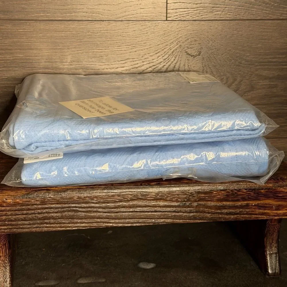 The Company Store Putnam Cotton Matelassé Shams (2), King. Corn Flower Blue. NWT